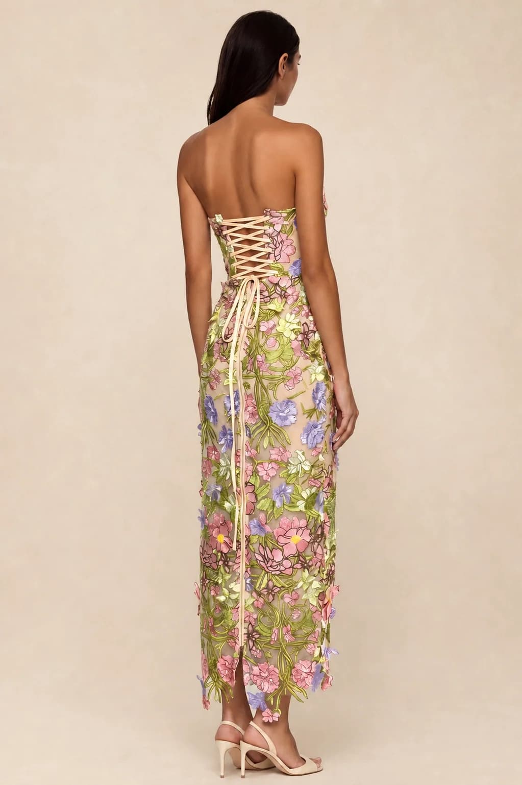 Robe longue bustier brodée de fleurs