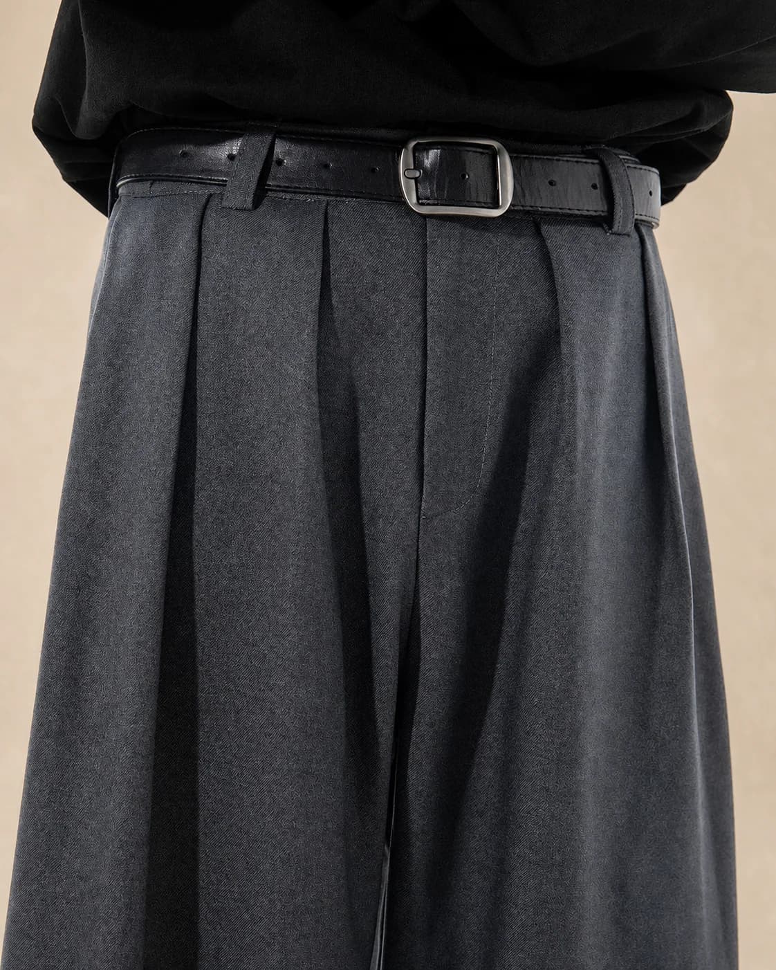 Pantalon homme plissé à jambe large