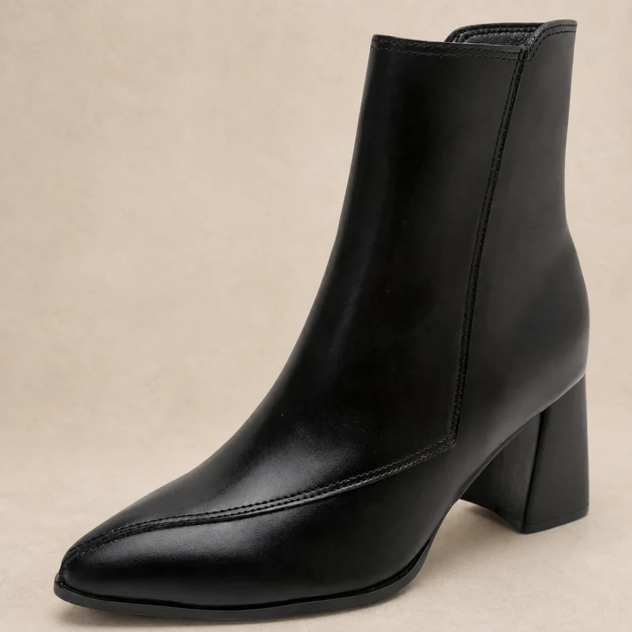 Bottines femme bout pointu à talon bloc