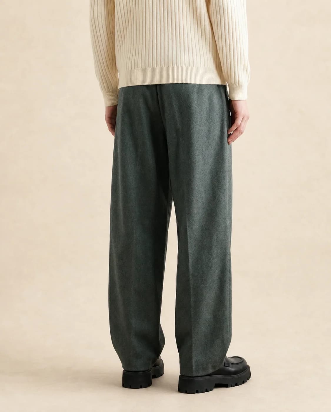 Pantalon homme large en laine mélangée